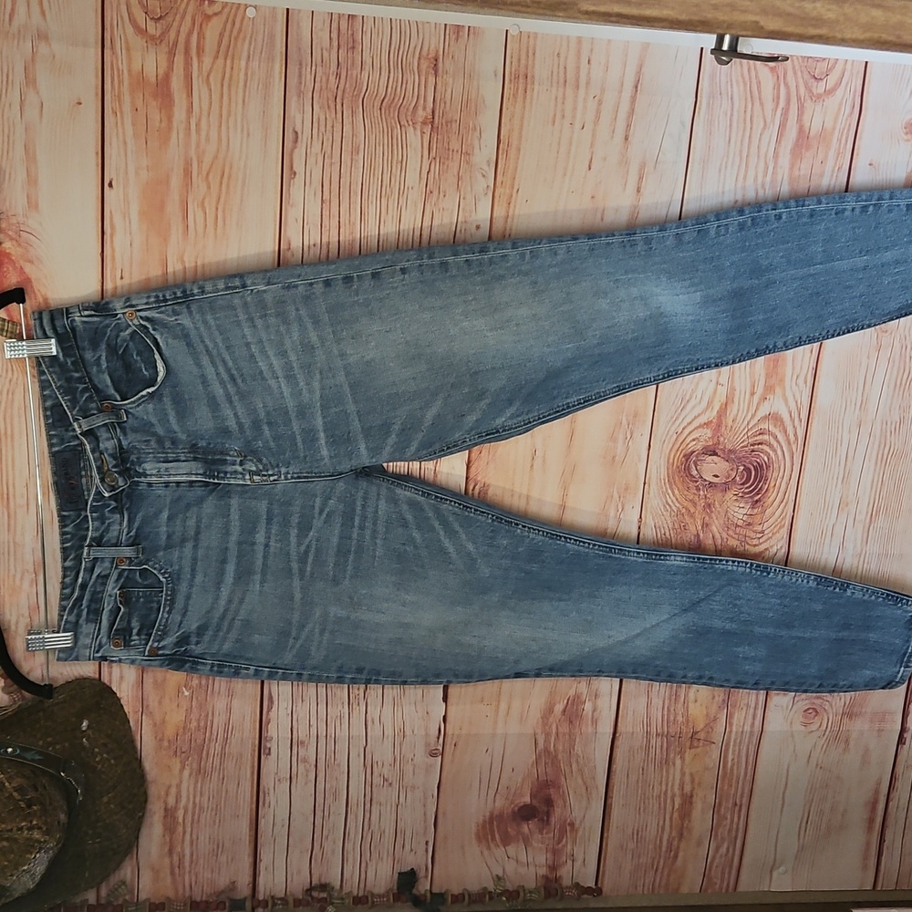 LIKE NEW "LUCKY BRAND" Woven 1990s Patch Detailed Jeans! 8/29 - Picture 2 of 10